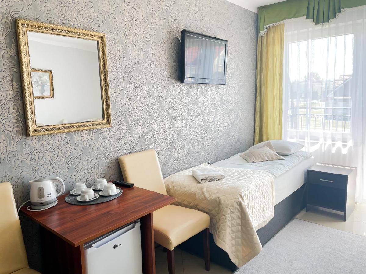 Osrodek Wczasowy Rewa Hotel Exterior photo